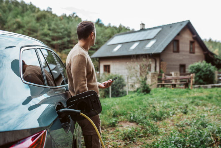 Elektrikli Araç Satın Alma Rehberi 2026: Geleceğin Mobilitesi İçin Veri Odaklı Kontrol Listesi